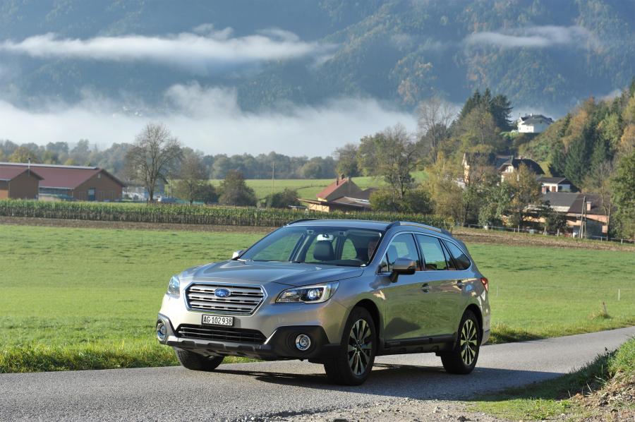  Subaru Outback 2.0D 2015 года  (фото 28 из 30)